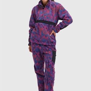 Women's Caldera Sherpa Fleece Pullover 1/2 Snap and Pant (set)